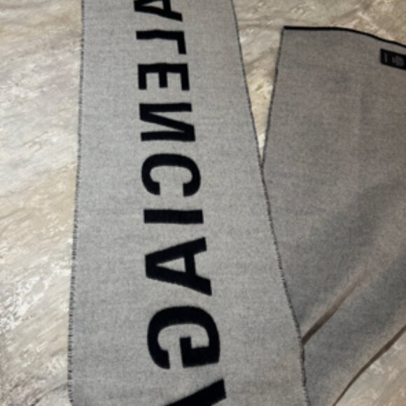 BALENCIAGA WOOL SCARF - Picture 6 of 15